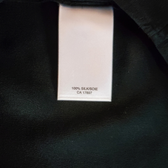 Banana Republic Black Silk Blouse - Picture 5 of 7